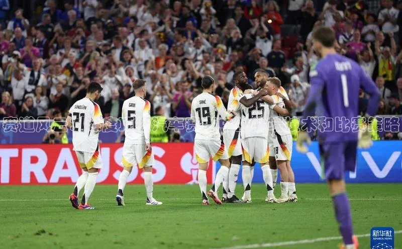 赛道风云：深度顶级汽车赛事中的尖端技术和比赛策略